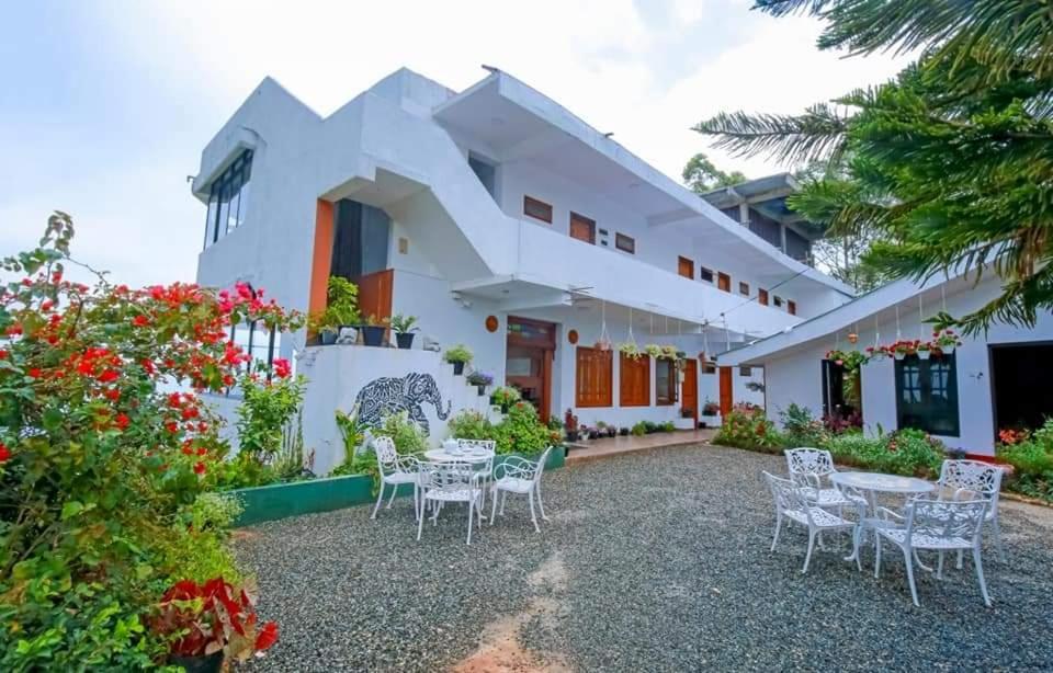 Leisure Mount Villa Хапутале Экстерьер фото